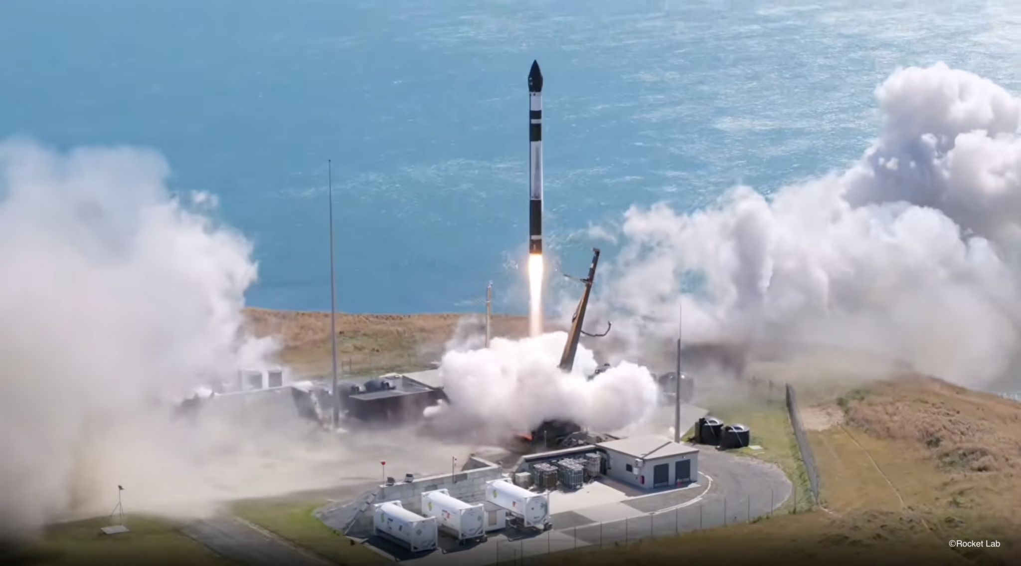 革新的衛星技術実証4号機 海外ロケットへの搭載を支援、高度な技術インテグレーションと国際輸送の規制対応をワンストップで実現